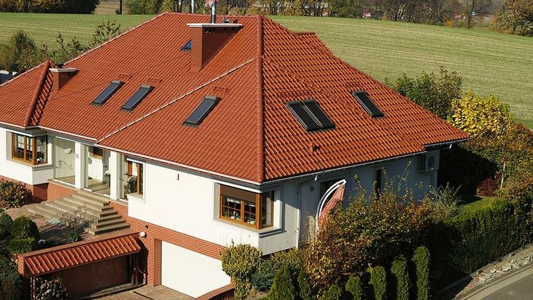 Walmdach-Haus